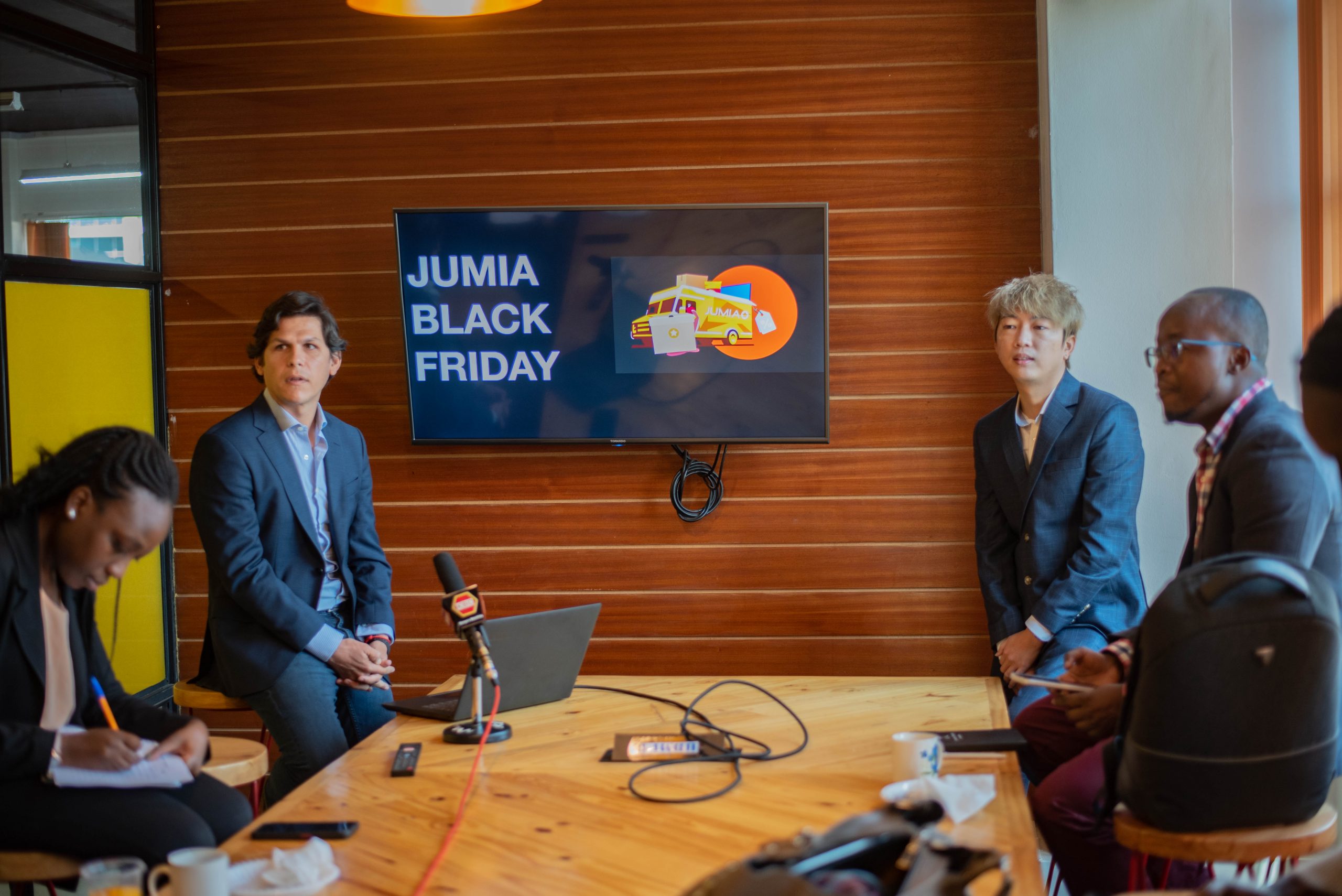 Jumia Kenya CEO, Juan Seco (left) and Transsion Holdings Regional Manager Ray Fang (Right) during the launch of Jumia Black Friday at Jumia Offices in Westlands.