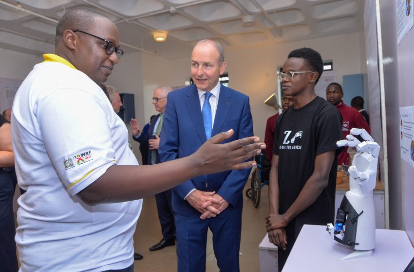 (L-R) National Director of young Scientist Kenya Dr Eng. Victor Mwongera, Irish Deputy Prime Minister and Minister for Foreign Affairs and Defence – Mr. Micheál Martin and Zerobionic Alumni YSK 2020 Maxwell Opondo